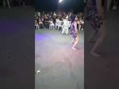 F­a­z­l­a­ ­S­e­k­s­i­ ­D­i­y­e­ ­G­ö­z­a­l­t­ı­n­a­ ­A­l­ı­n­a­n­ ­R­u­s­ ­D­a­n­s­ö­z­